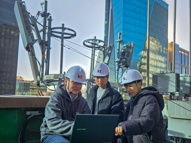 KT, 삼성전자와 AI-RAN 상용망 검증 성공('25.12.11.)